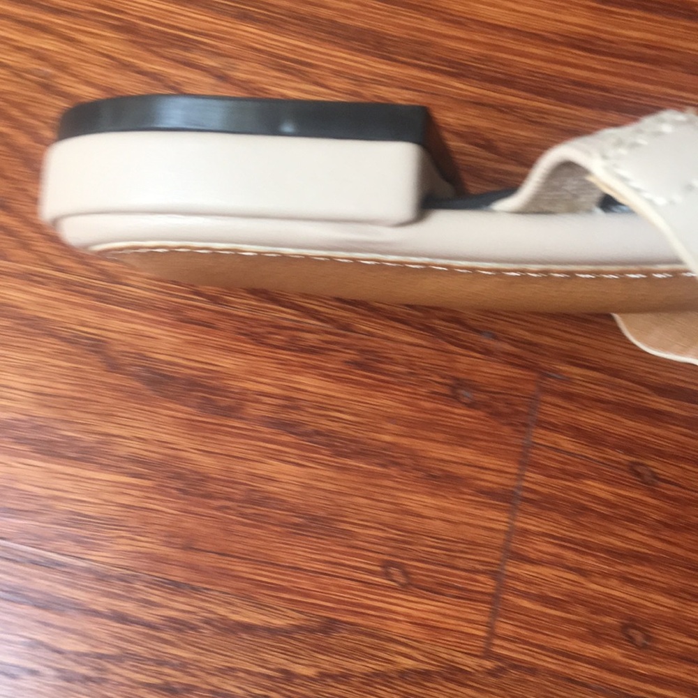 Cute Flats - image 5